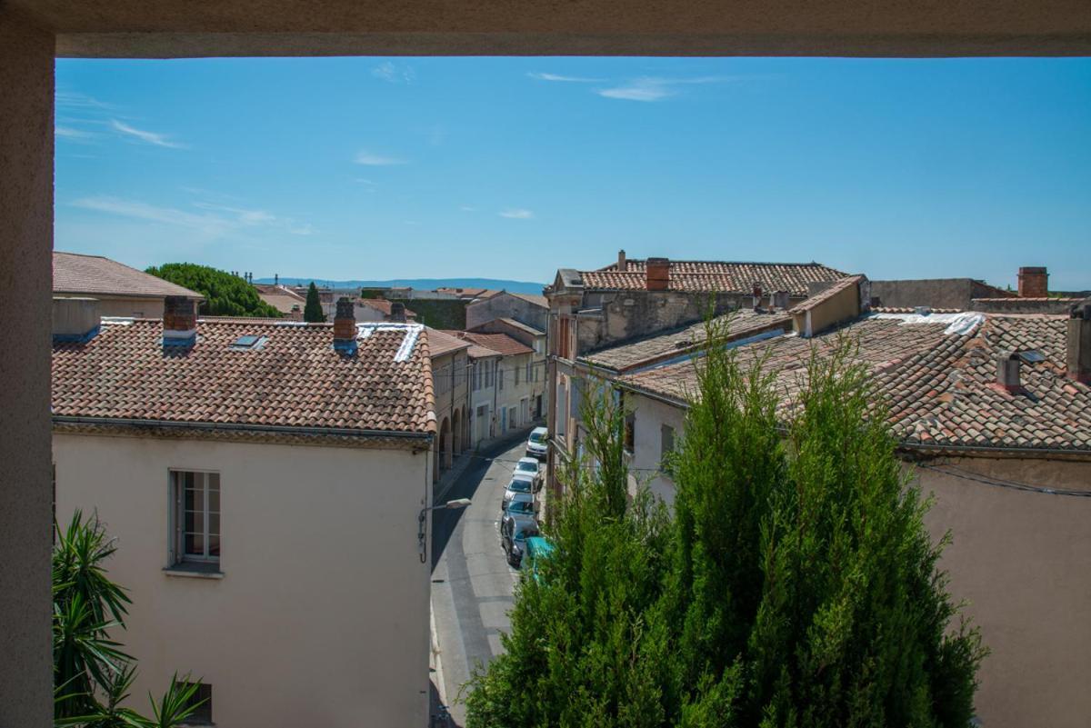 Hotel Du Forum Carpentras Exterior photo